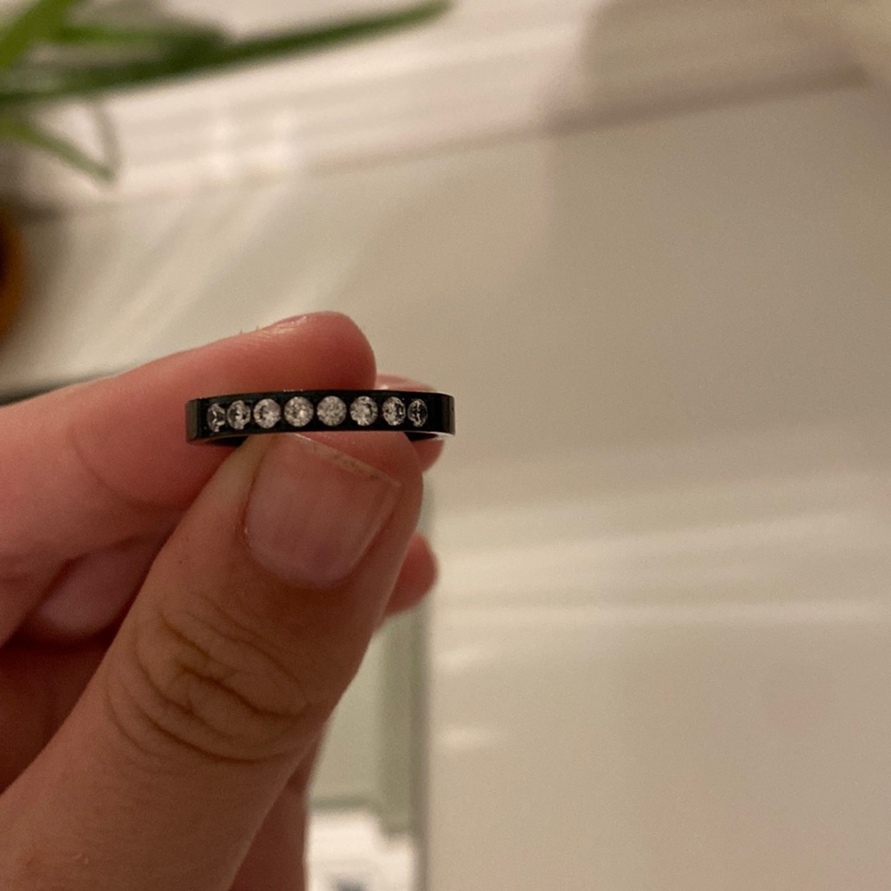 Black diamond ring